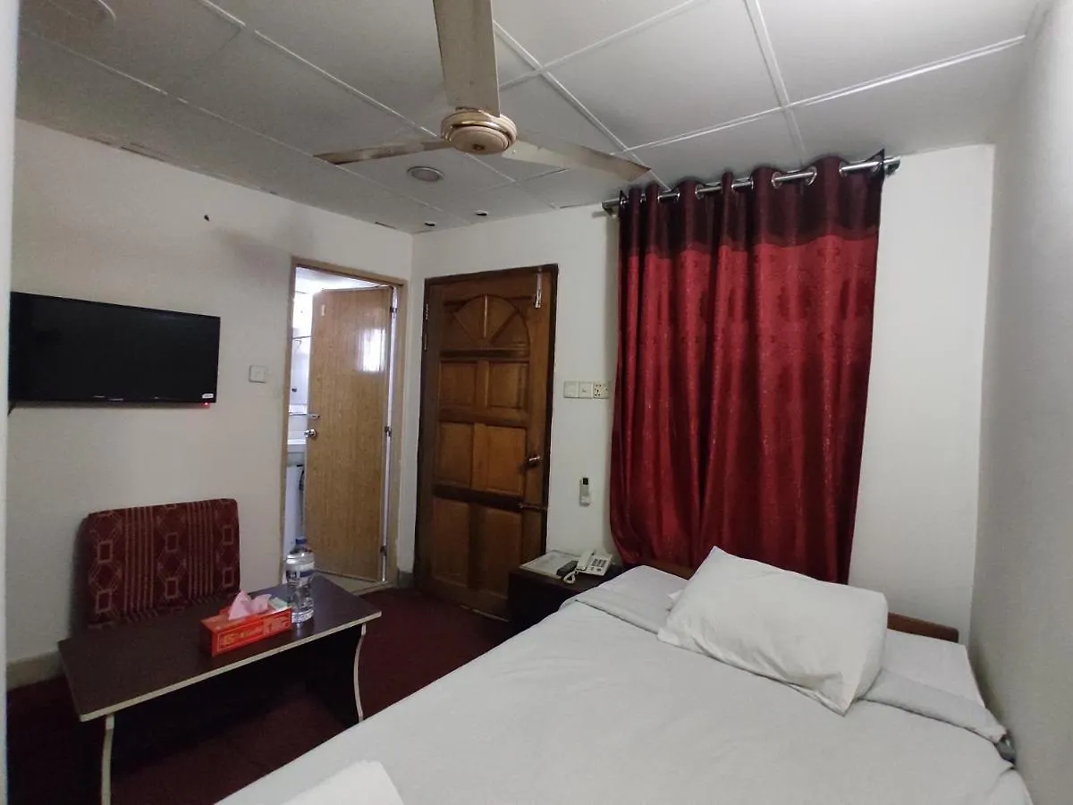 Hotel Givenci Farmgate Dhaka 0*,